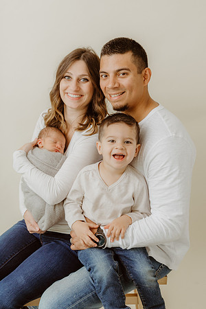 Zelaya Family 2023-30